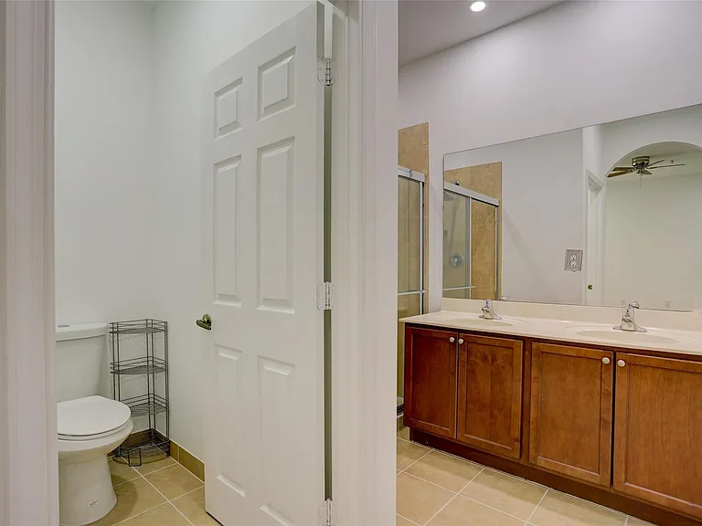 2851 W Prospect Rd #305 — Photo 15