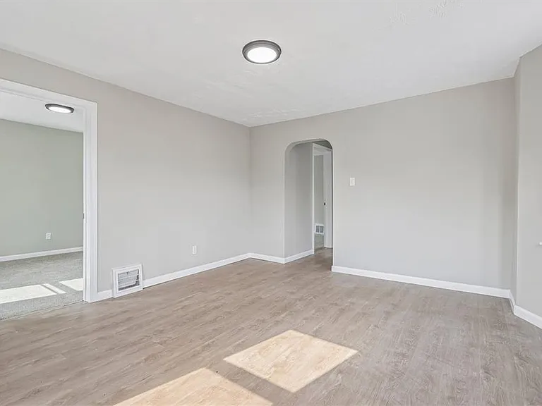 3535 Erin Ave #UP — Photo 13