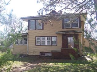 210 W 1st St S, Rankin, IL 60960