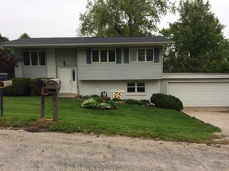 1st image of 129 Grandview Dr NE