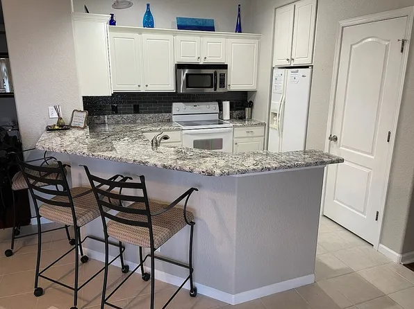 36 Monarch Cove Ct Unit 1A, Lake Ozark, MO 65049