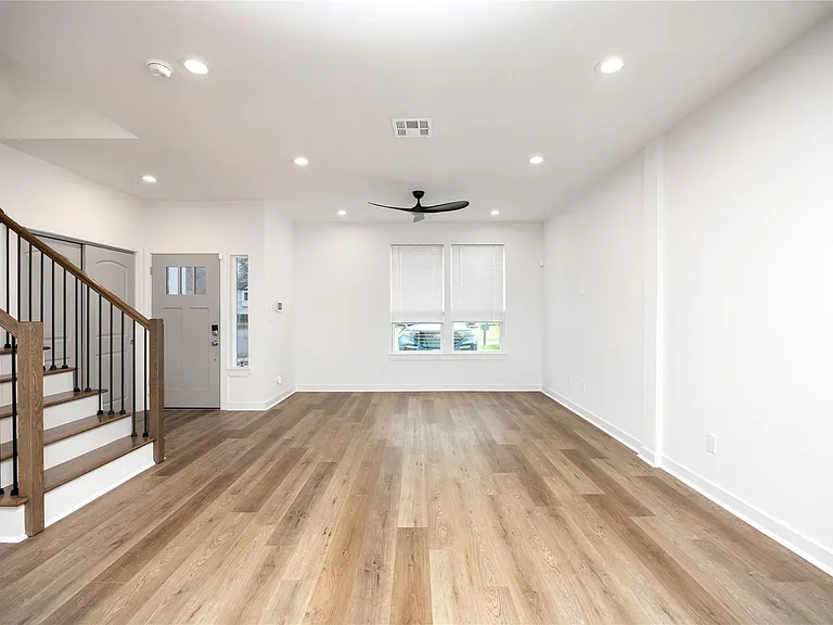 2753 Redrock St #B — Photo 11