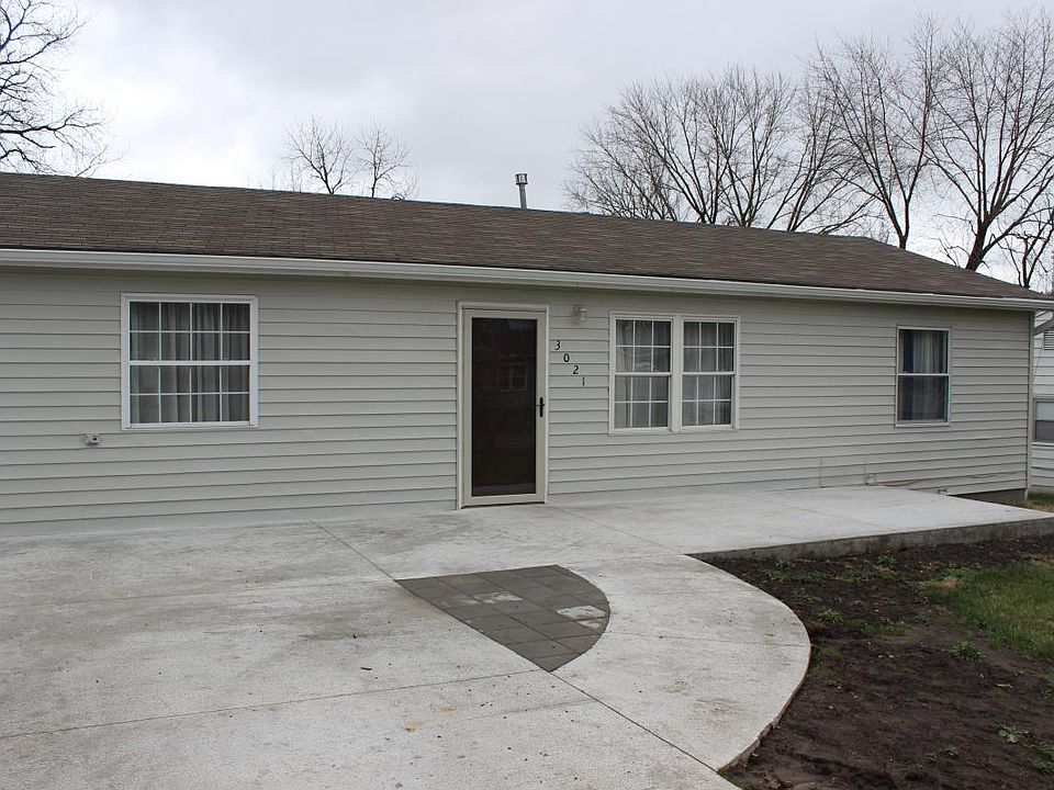 1st image of 3021 S 21st Ct