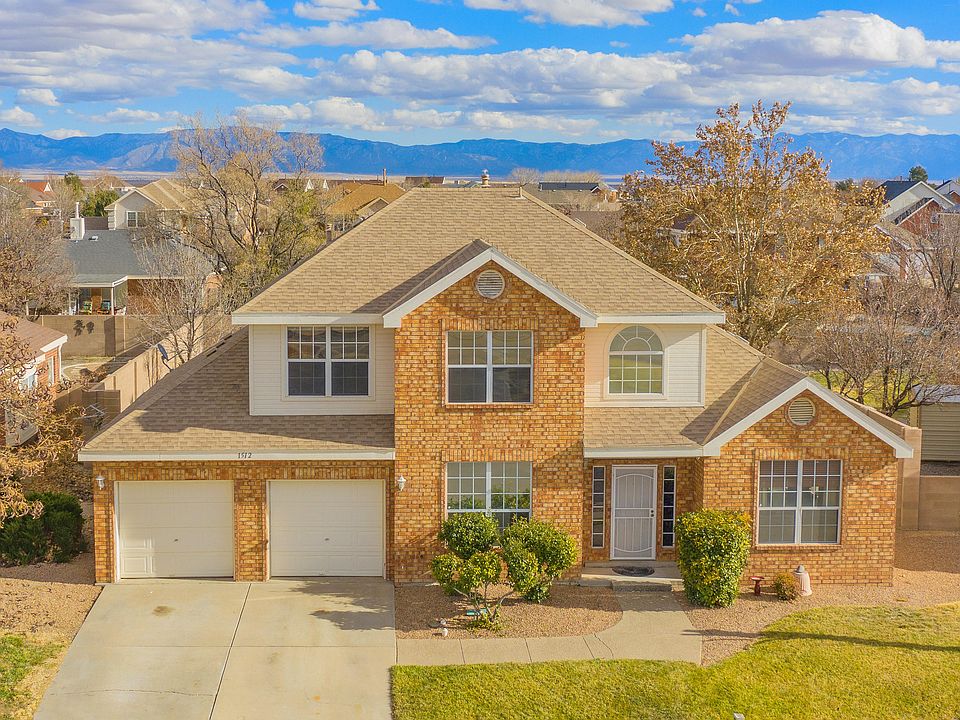 1st image of 1512 Los Cerritos Dr NW