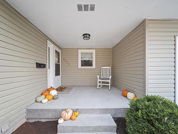 2nd image of 4411 F Ave