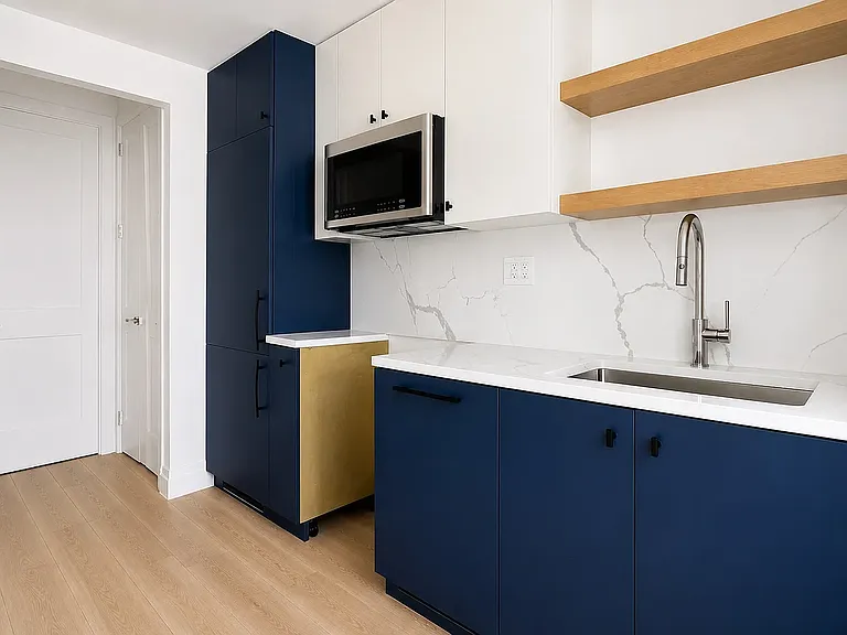 371 Broome St #18 — Photo 8