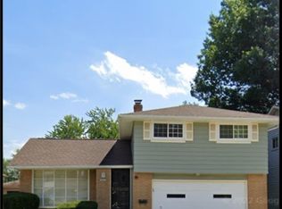 15912 Dunbury Dr, Maple Heights, OH