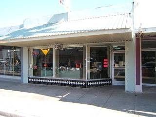 1st image of 517 S Texas Blvd
