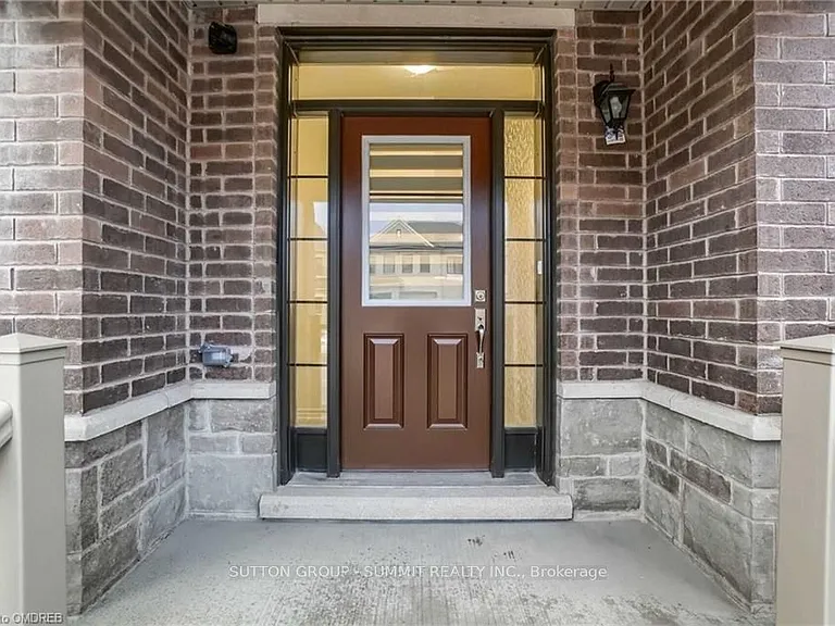 492 Bergamot Ave — Photo 34