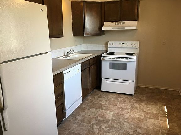4th image of 7091 Hooker St APT 203