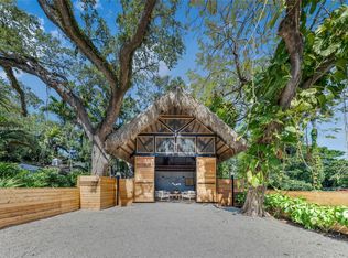1000 NW 9th Ct, Miami, FL 33136