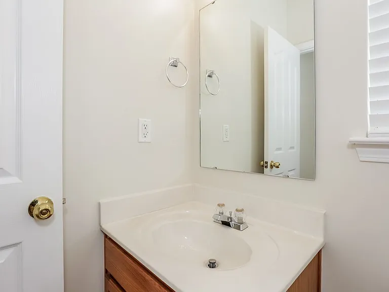 2722 Forest Grove Ct — Photo 22