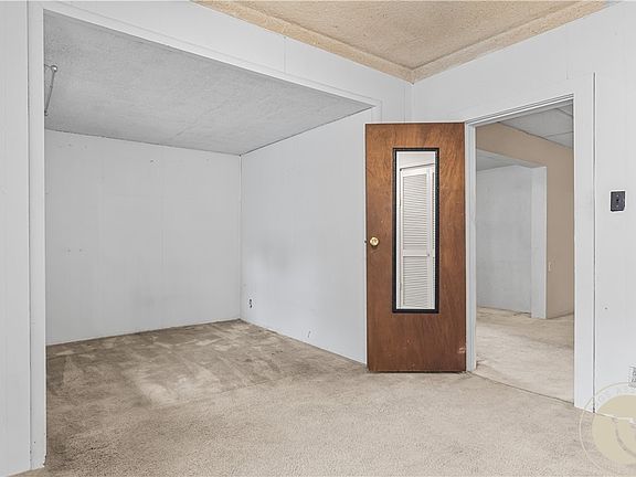 5th image of 838 Cook Ave