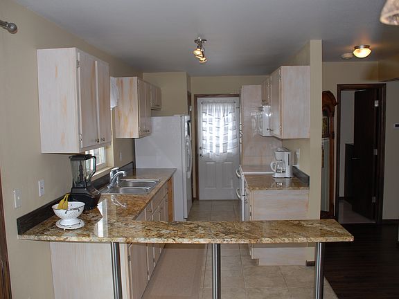 4th image of 510 Broadview Dr