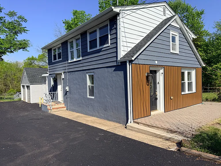 1109 Route 202 N — Photo 15