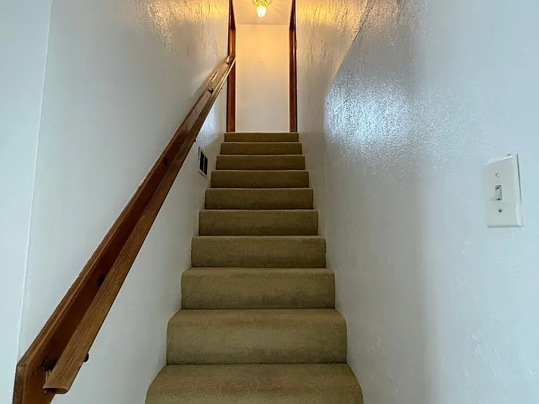 1417 Primrose Ave — Photo 10