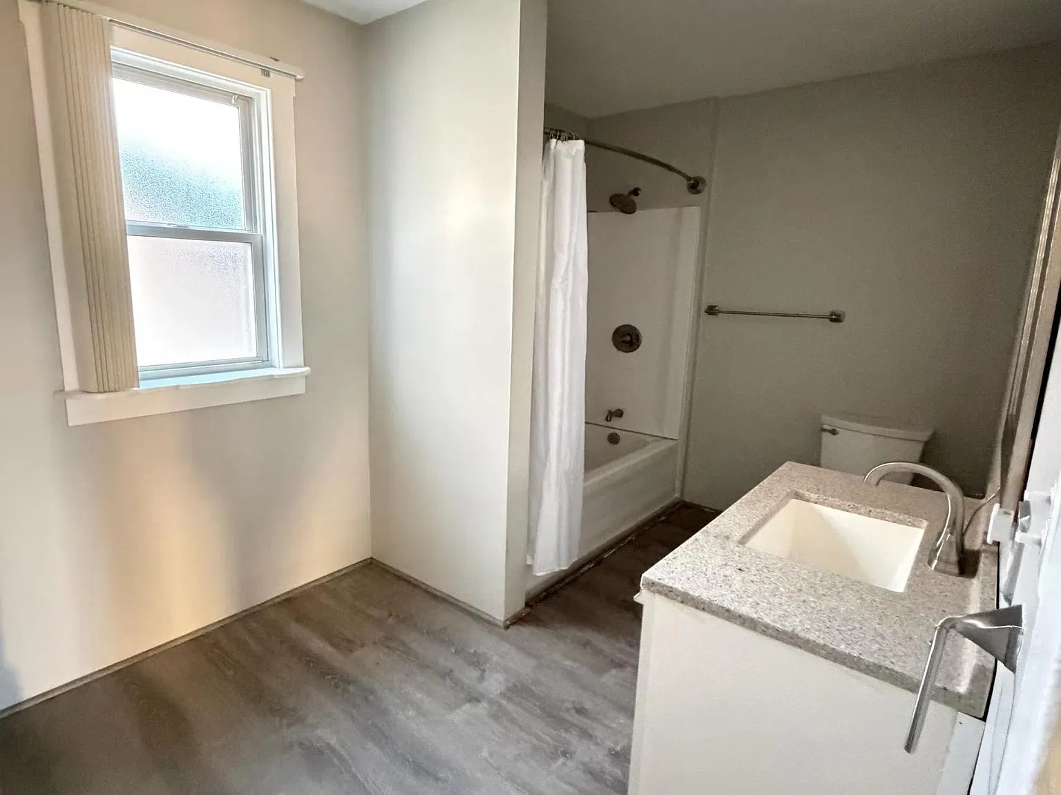 1 bed, $950 — Photo 4