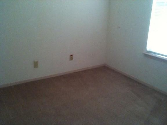 4th image of 7760 Waterhouse Dr