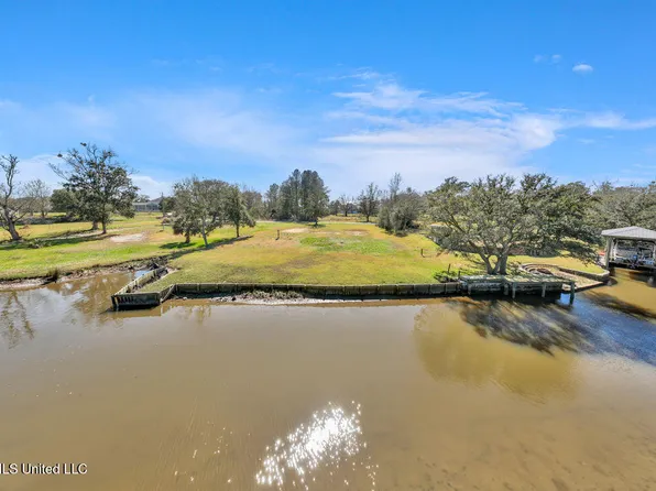 15820 Langley Dr #40, Biloxi, MS 39532