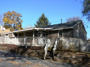 14N198 Reinking Rd, Hampshire, IL 60140