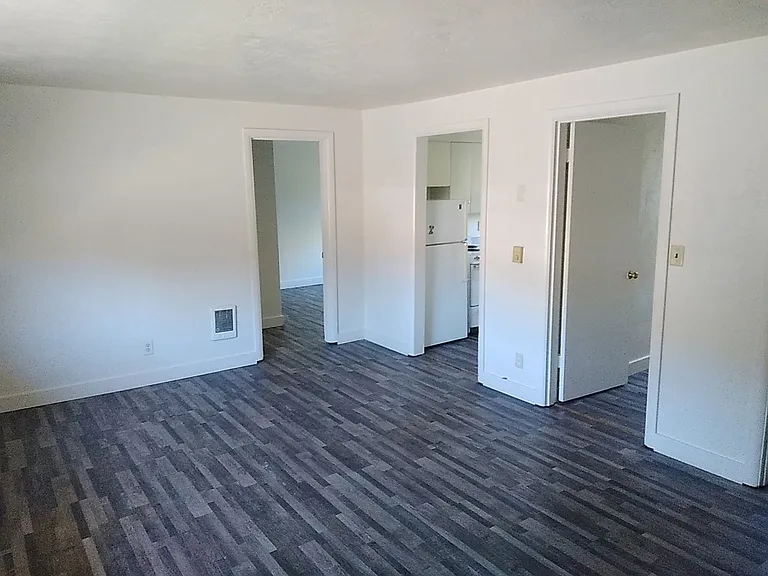 775 Anderson Ave #4 — Photo 4