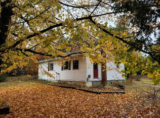 9 Balsam St, Saint Ignace, MI 49781