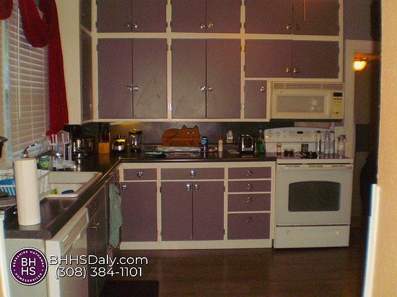 5th image of 326 S Sycamore St