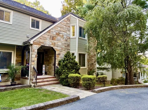 78 Knob Hill Rd, Washington Twp., NJ 07840