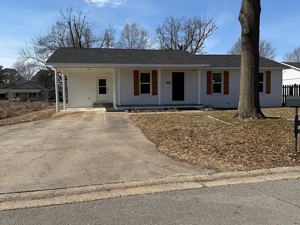 1st image of 305 Louise Dr