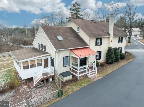 1040 Main St, Royersford, PA 19468
