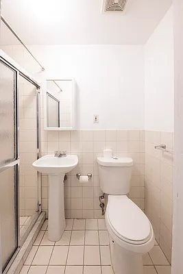 Rented by Compass | media 24