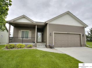 13806 Wood Valley Dr, Omaha, NE 68142