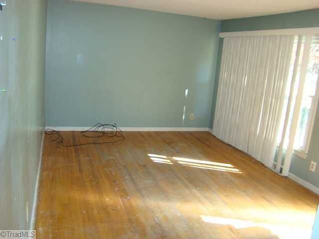 2nd image of 2505 Fernbrook Rd