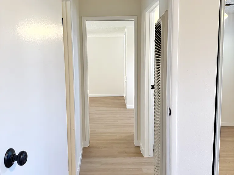 3966 Cleveland Ave #6 — Photo 19
