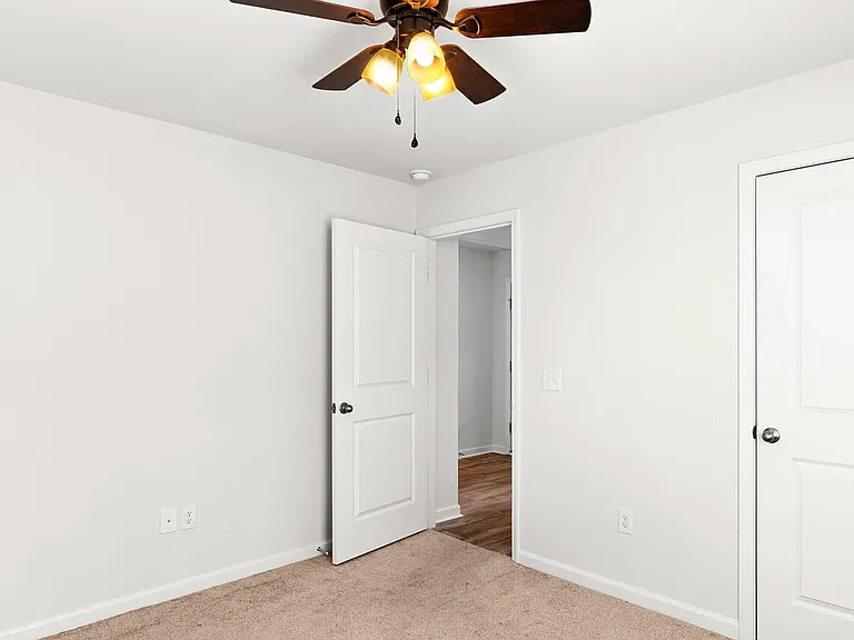 310 Kite Cir NE — Photo 15