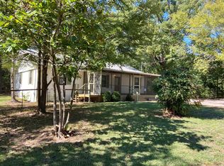 117 Sour Rock Springs Rd, Hot Springs, AR 71913