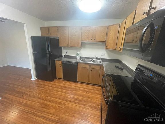 4th image of 7235 Creekview Dr APT 12