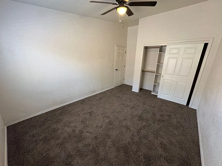 1040 N Sumter Ct — Photo 24