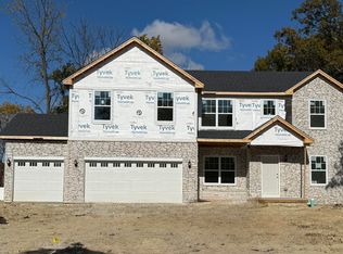 22 Levanno Dr, Crown Point, IN 46307