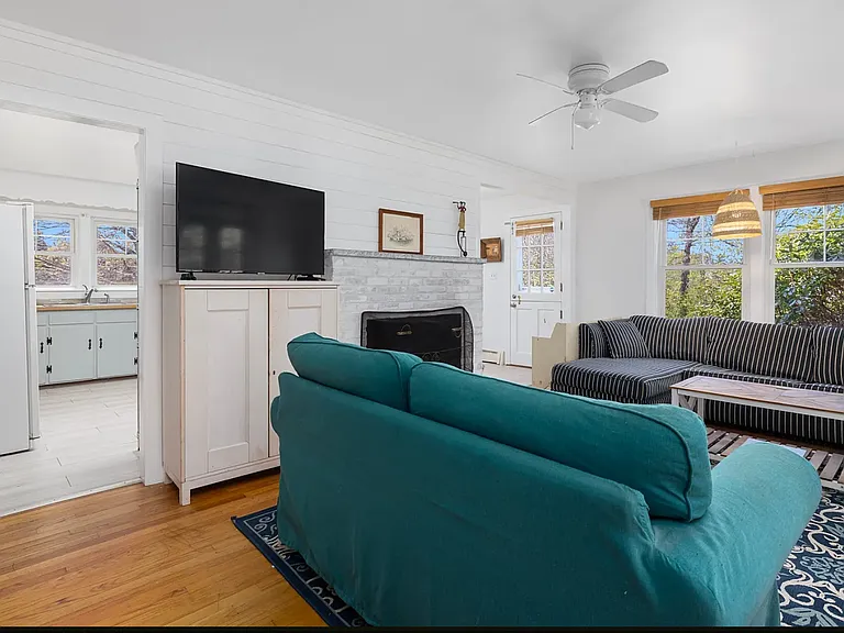 153 Hamilton Ave — Photo 21
