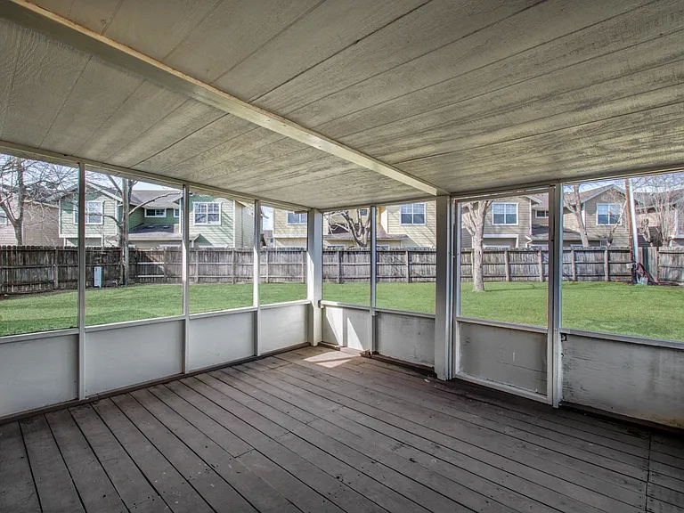 113 Wood Hollow Dr — Photo 22