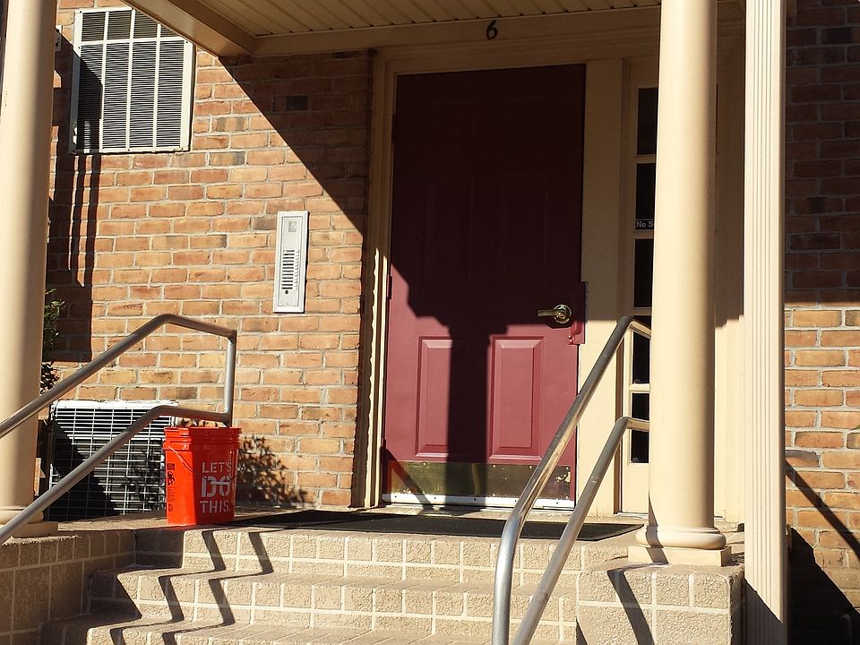 1st image of 6 Banyan Wood Ct APT 204