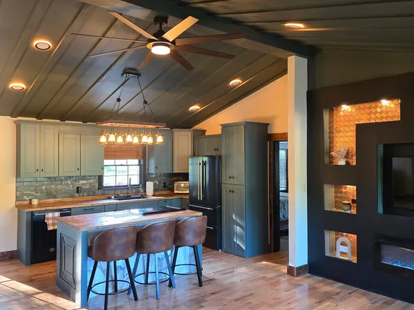 371 Leader Dr, New Johnsonville, TN 37134