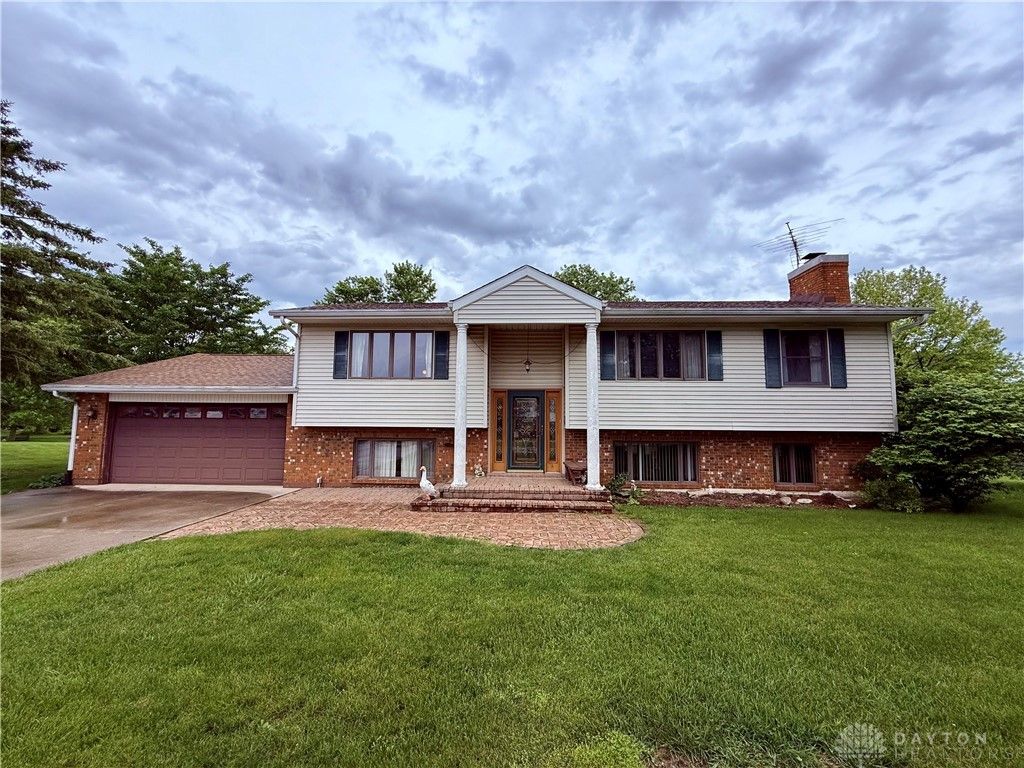 Real estate listing image