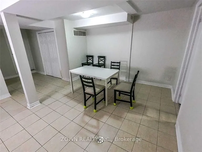 234 Roywood Dr — Photo 4