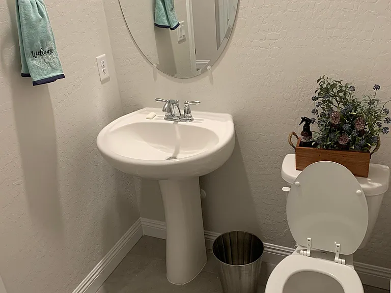 Powder room