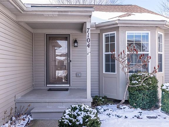 4th image of 7104 S Pamela Dr