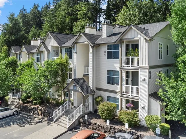 23420 SE Black Nugget Road #G103, Issaquah, WA 98029
