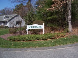 11 Southwood Cir, Hampden, MA 01036