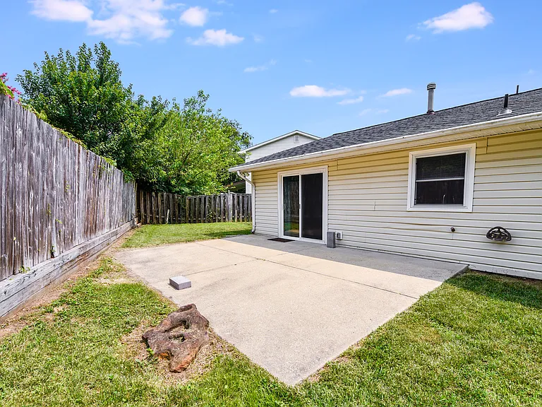 7822 Citadel Ct — Photo 27